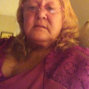 Meet your Posher, Carrie